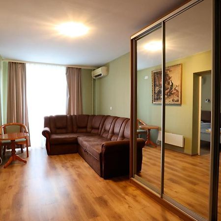 Park Rost Club Hotel Zadonets'ke Exterior photo