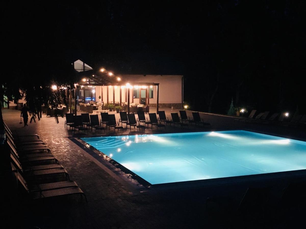 Park Rost Club Hotel Zadonets'ke Exterior photo