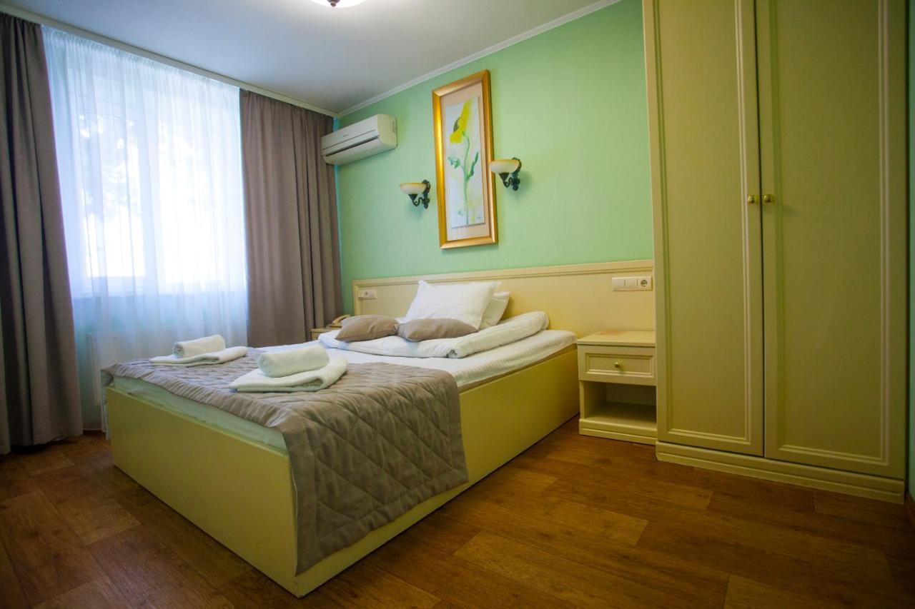 Park Rost Club Hotel Zadonets'ke Exterior photo