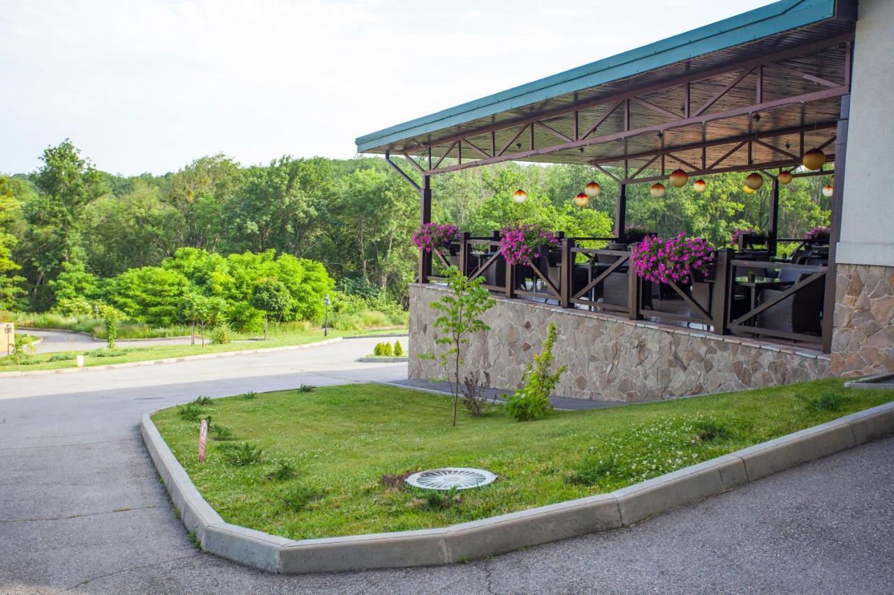 Park Rost Club Hotel Zadonets'ke Exterior photo